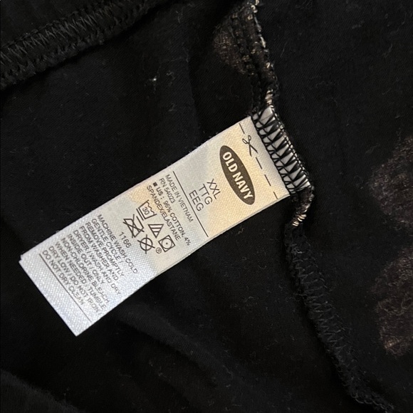 Old Navy women’s  Leggings - Black with White Floral - Picture 2 of 3